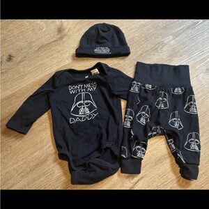 H&M Black Star Wars Baby Bodysuit Set